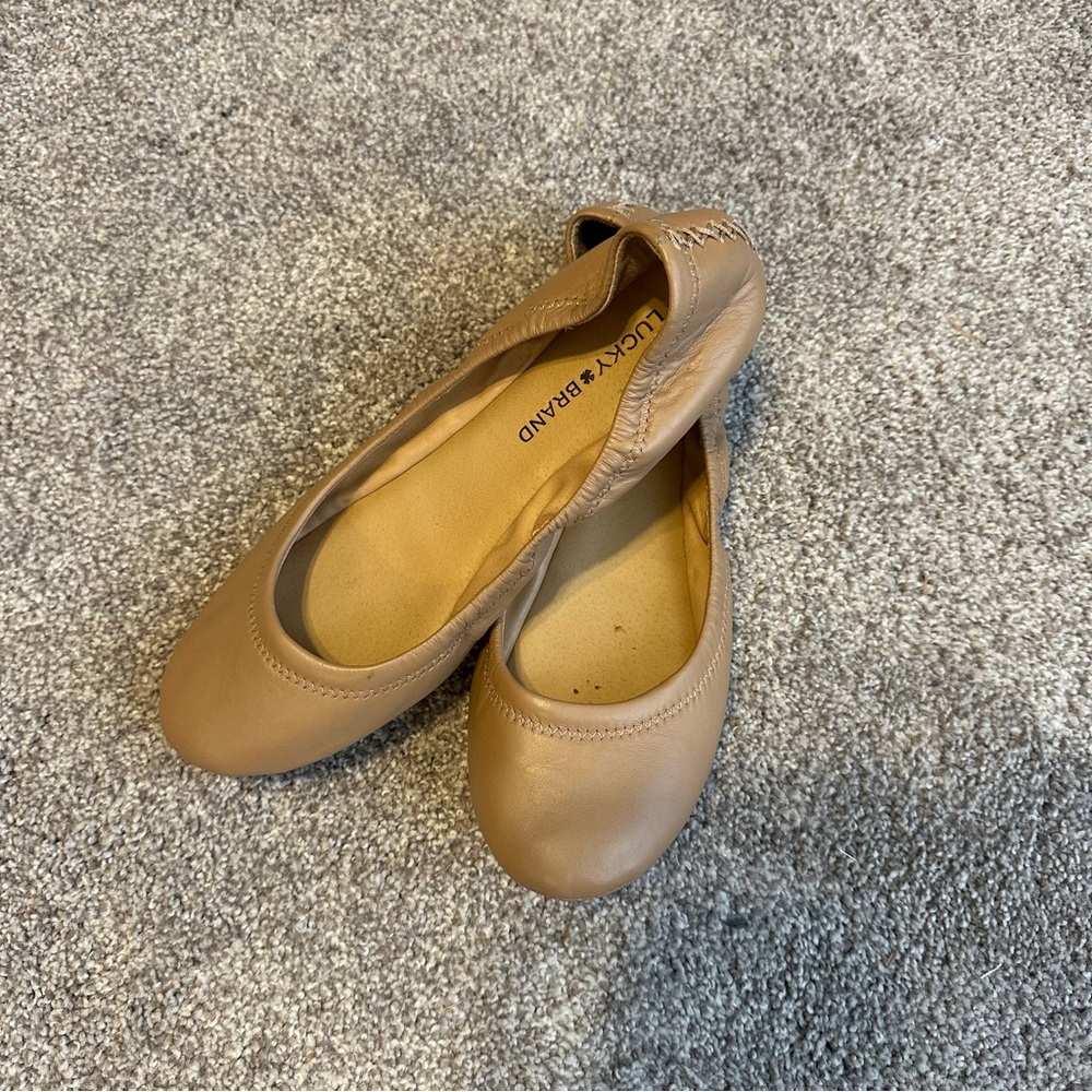 Lucky Brand Emmie Flats - Nude leather